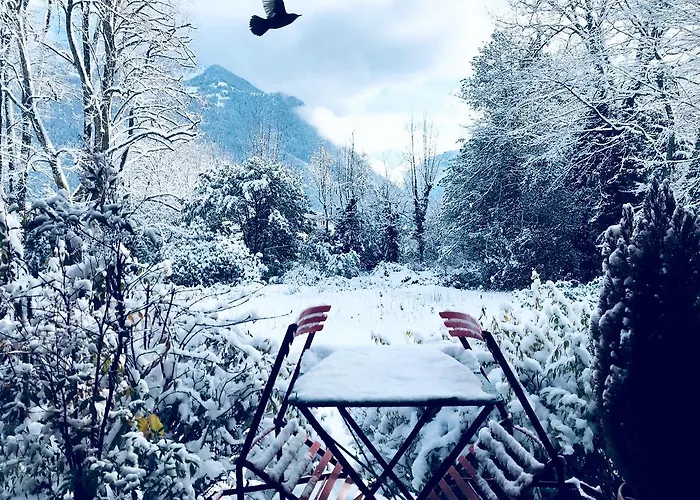 Boutique Maison Bergdorf Bed & Breakfast Unterseen